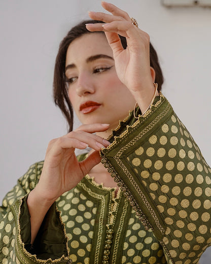 Arabesque Olive