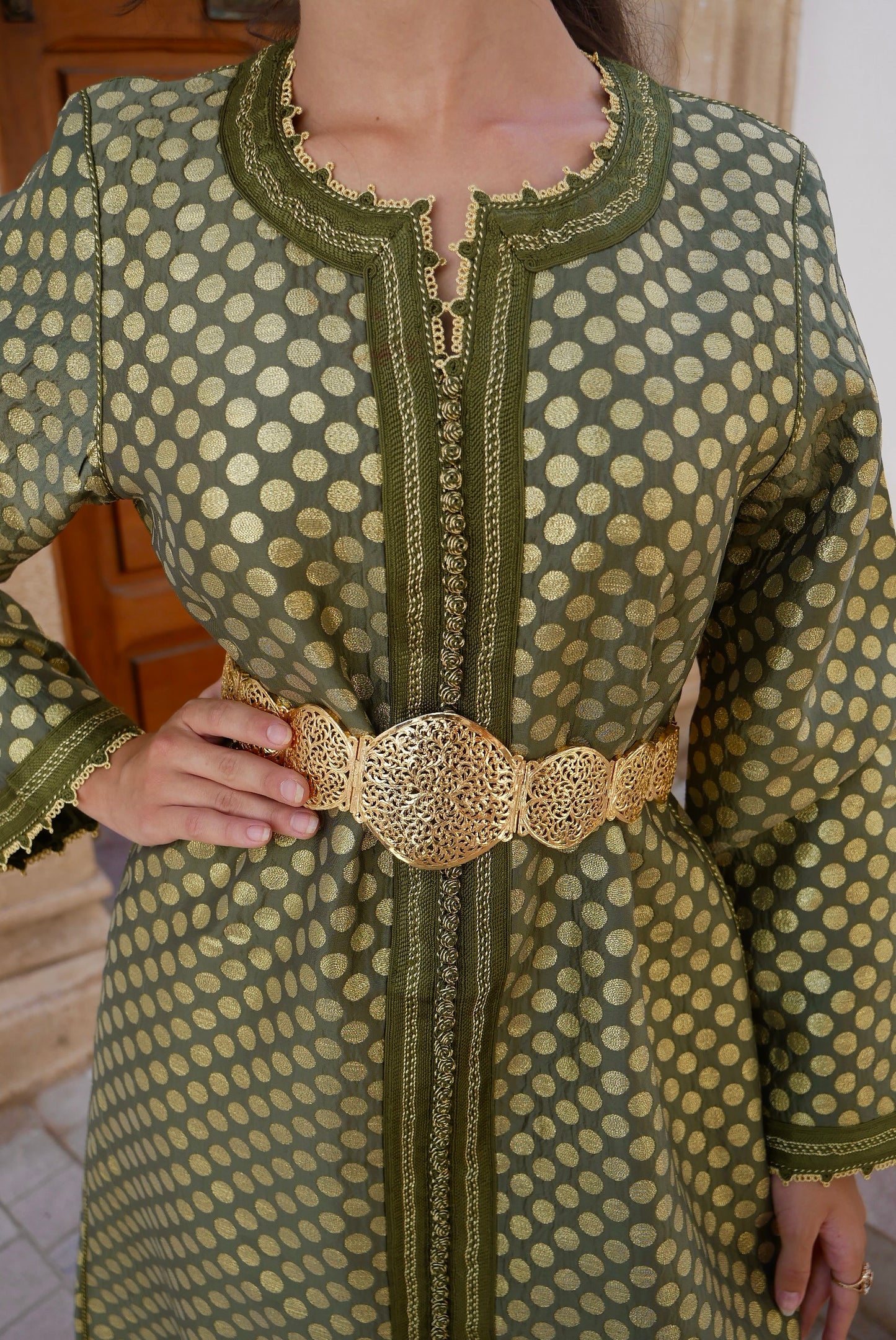 Arabesque Olive